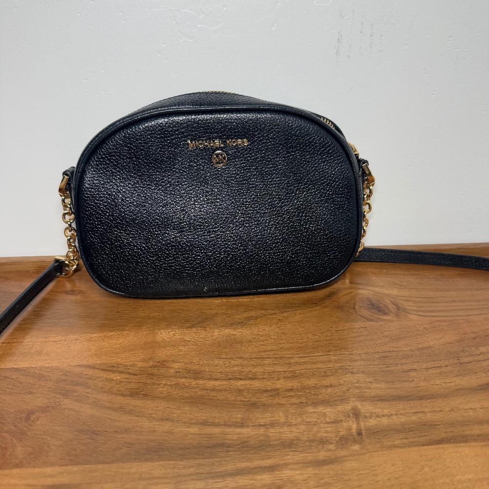 Black Michael Kors crossbody purse